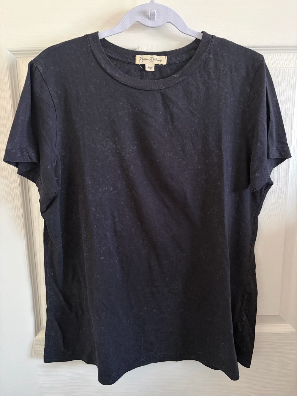 Crewneck Short-Sleeve Tee in Black